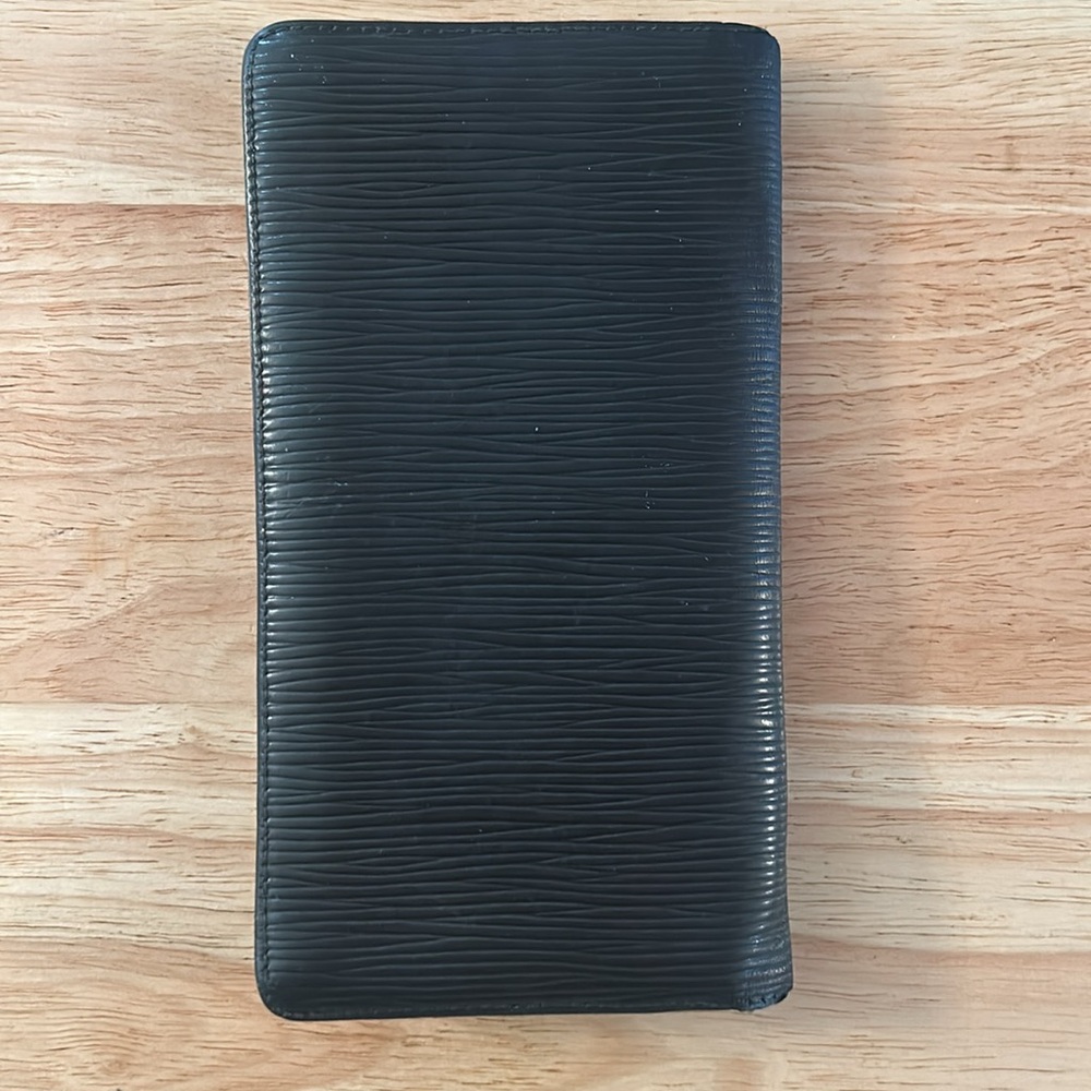 Louis Vuitton Double Sided Wallet - Picture 2 of 10